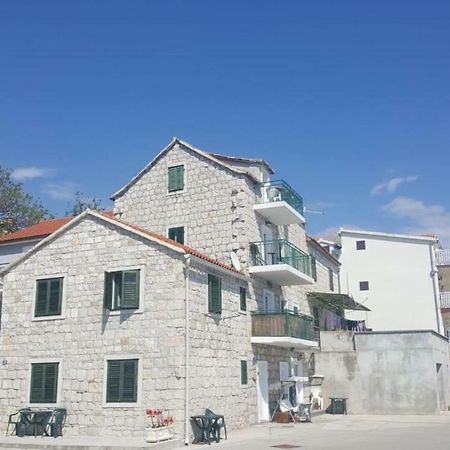 Apartments By The Sea Kastel Kambelovac, Kastela - 17188 エクステリア 写真